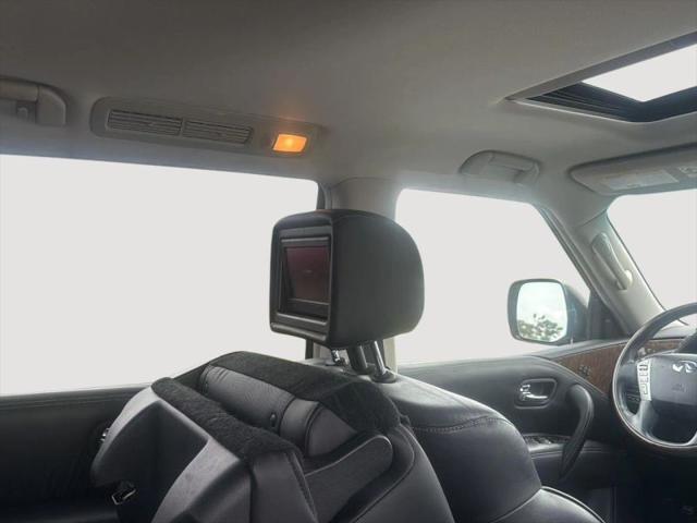 2016 INFINITI QX80 Base