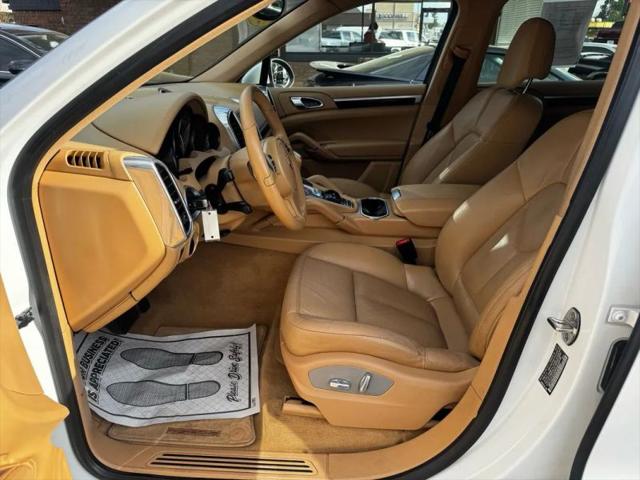 2013 Porsche Cayenne Base