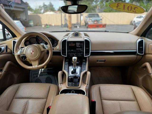 2013 Porsche Cayenne Base