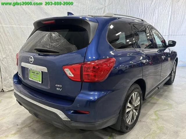 2019 Nissan Pathfinder SV