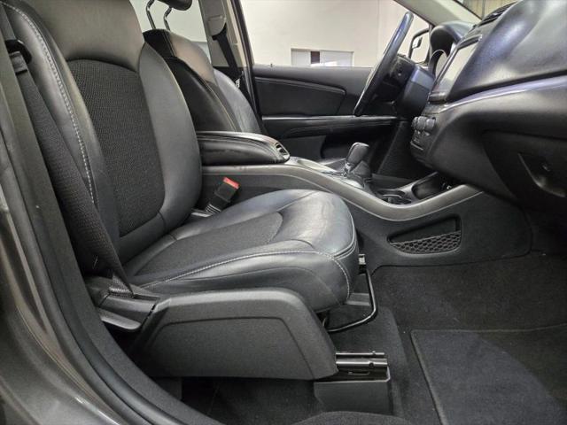 2018 Dodge Journey Crossroad