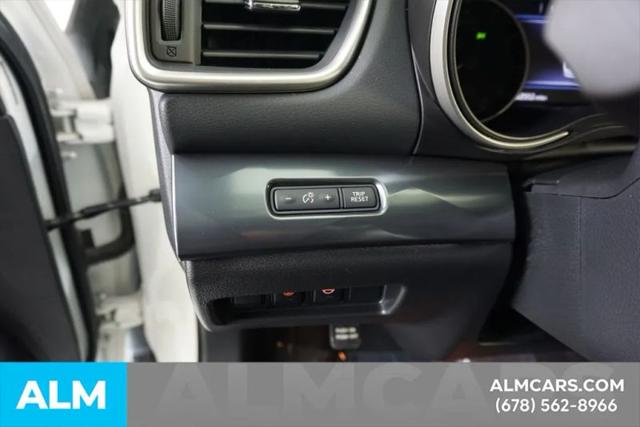 2023 Nissan Maxima SR Xtronic CVT