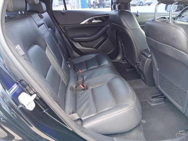 2017 INFINITI QX30 Luxury