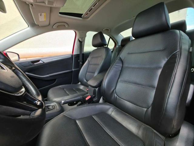 2015 Volkswagen Jetta 1.8T SE