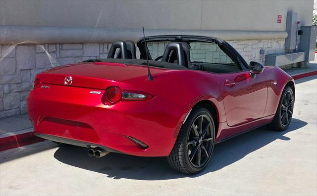 2017 Mazda MX-5 Sport