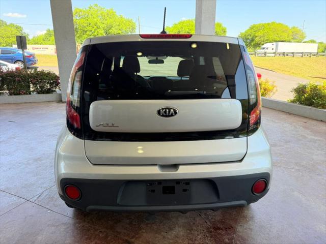 2018 Kia Soul Base