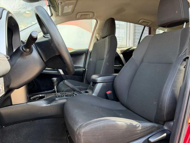 2018 Toyota RAV4 Hybrid LE