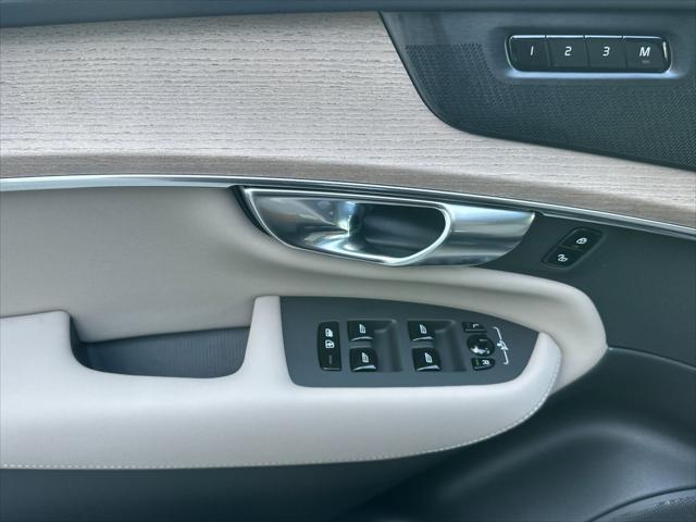 2026 Volvo XC90 Plug-In Hybrid Ultra, T8 AWD, Electric/Gasoline, Bright, 7 Seats