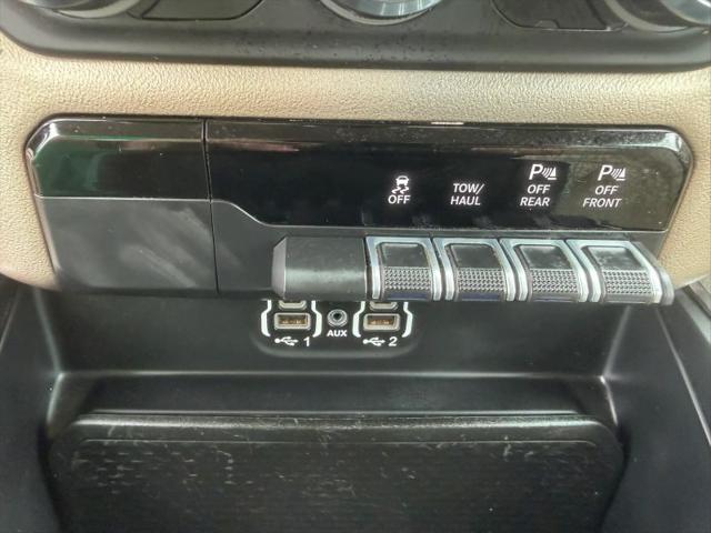 2020 Ram 1500 Laramie Crew Cab 4x4 5'7" Box