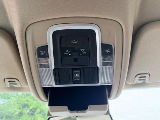 2020 Ram 1500 Laramie Crew Cab 4x4 5'7" Box