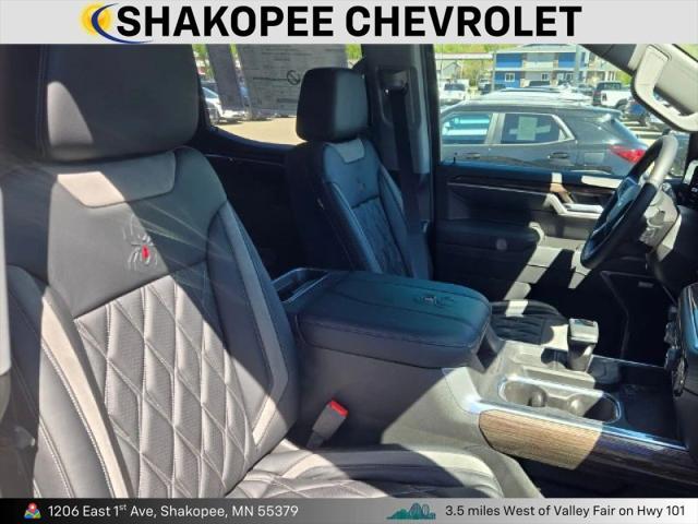 2026 Chevrolet Silverado 1500 4WD Crew Cab Short Bed RST