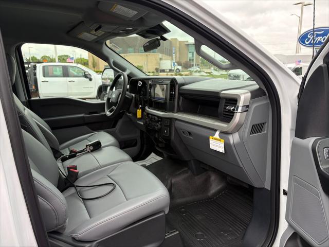 2025 Ford 600 XL