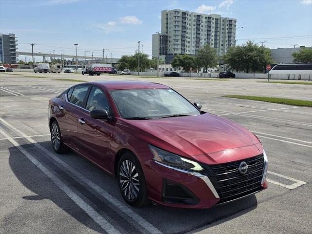 2025 Nissan Altima SV FWD