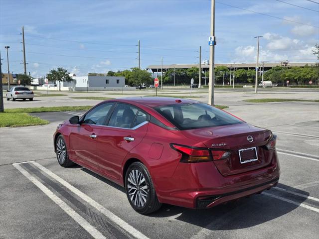 2025 Nissan Altima SV FWD