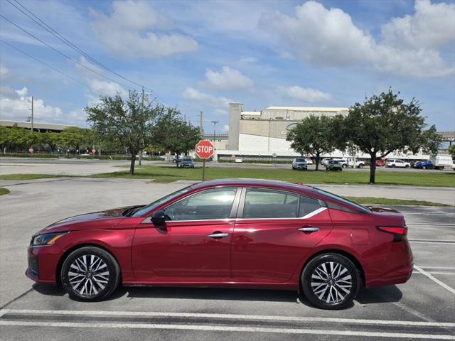 2025 Nissan Altima SV FWD