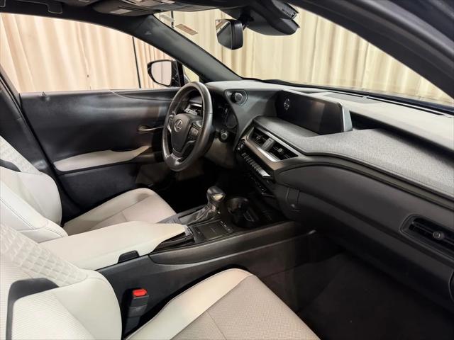 2019 Lexus UX 200 UX 200