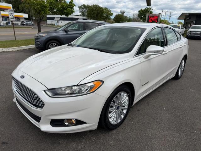 2015 Ford Fusion Hybrid SE