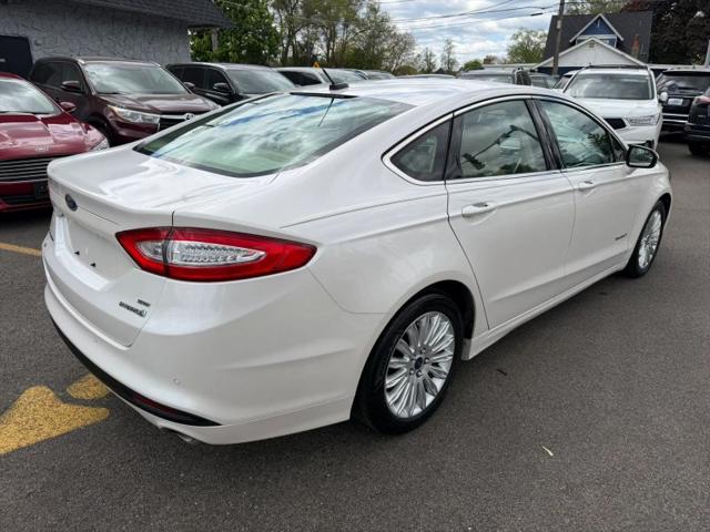 2015 Ford Fusion Hybrid SE