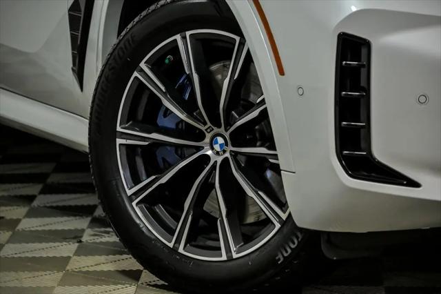 2025 BMW X5 M60i
