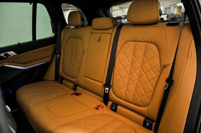 2025 BMW X5 M60i