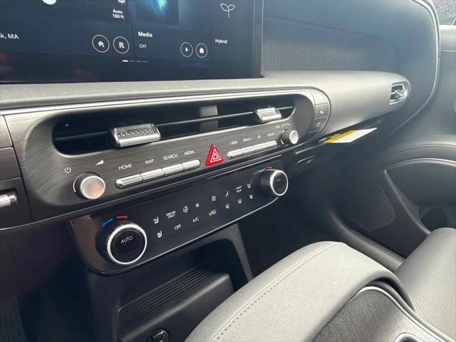 2026 Hyundai Palisade Hybrid SEL Premium 8P