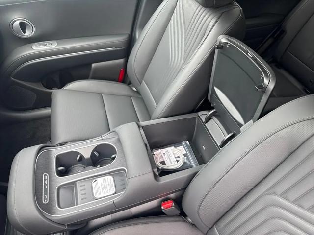 2026 Hyundai Palisade Hybrid SEL Premium 8P