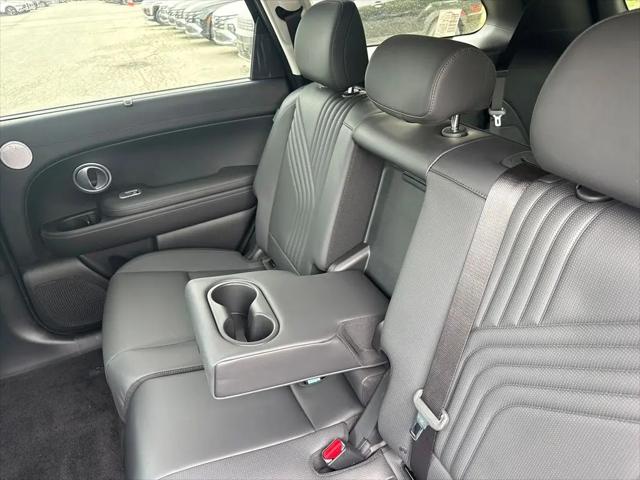 2026 Hyundai Palisade Hybrid SEL Premium 8P