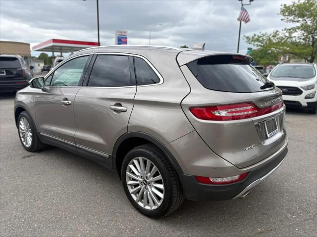 2019 Lincoln MKC Standard