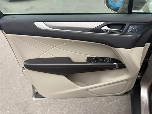 2019 Lincoln MKC Standard