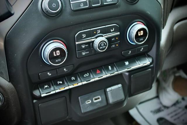 2020 Chevrolet Silverado 1500 4WD Crew Cab Short Bed LT