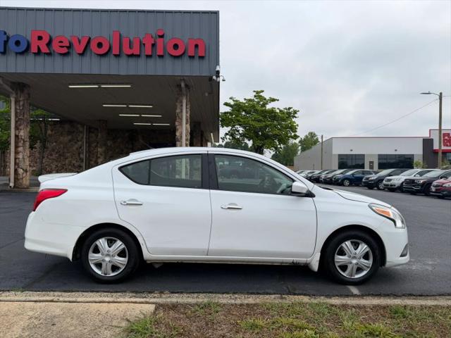2016 Nissan Versa 1.6 SV