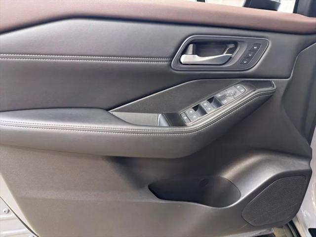 2023 Nissan Rogue SL Intelligent AWD