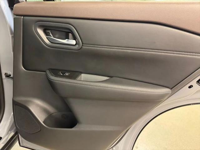 2023 Nissan Rogue SL Intelligent AWD
