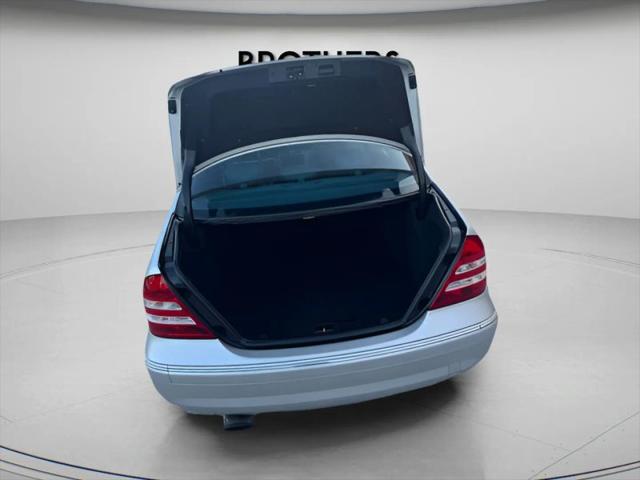 2005 Mercedes-Benz C 230 C 230 Sport