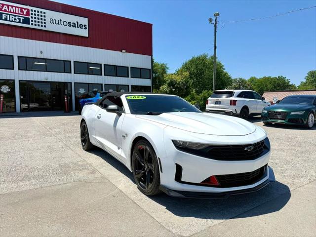 2022 Chevrolet Camaro RWD Convertible 3LT