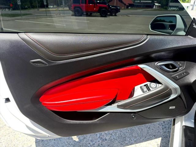 2022 Chevrolet Camaro RWD Convertible 3LT