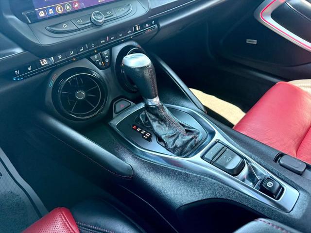 2022 Chevrolet Camaro RWD Convertible 3LT