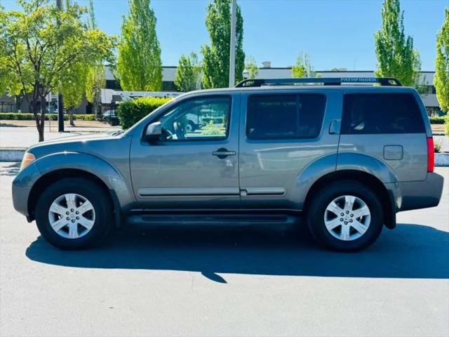 2007 Nissan Pathfinder LE