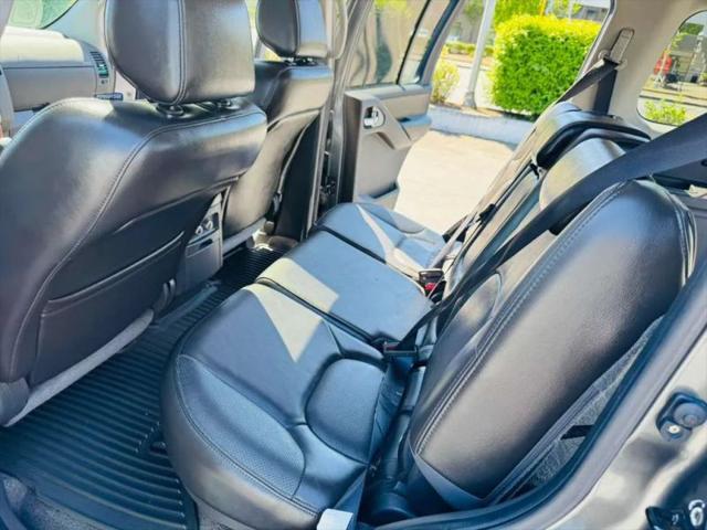 2007 Nissan Pathfinder LE