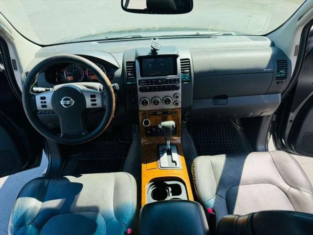 2007 Nissan Pathfinder LE