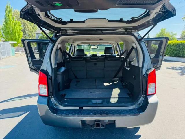 2007 Nissan Pathfinder LE