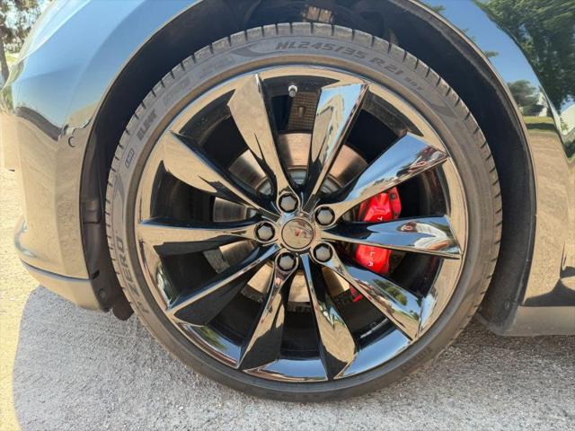 2015 Tesla Model S 85