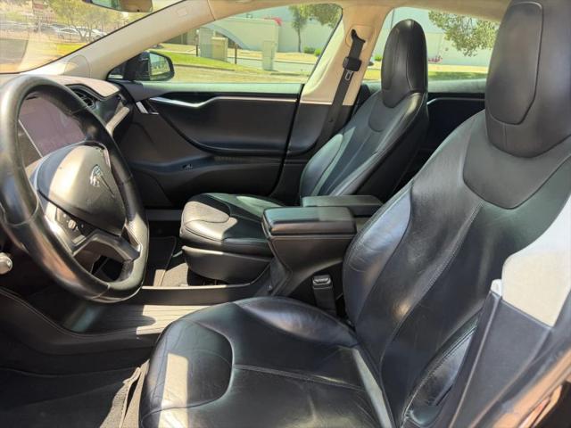 2015 Tesla Model S 85