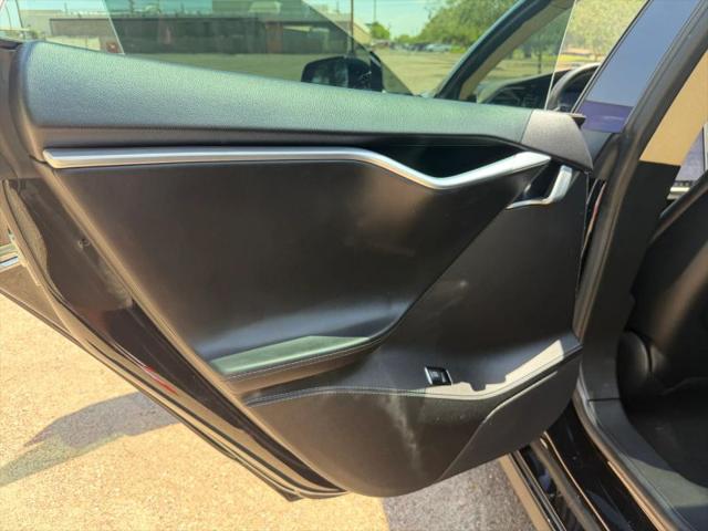 2015 Tesla Model S 85