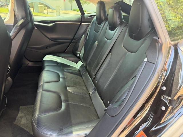 2015 Tesla Model S 85