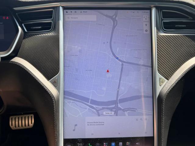 2015 Tesla Model S 85
