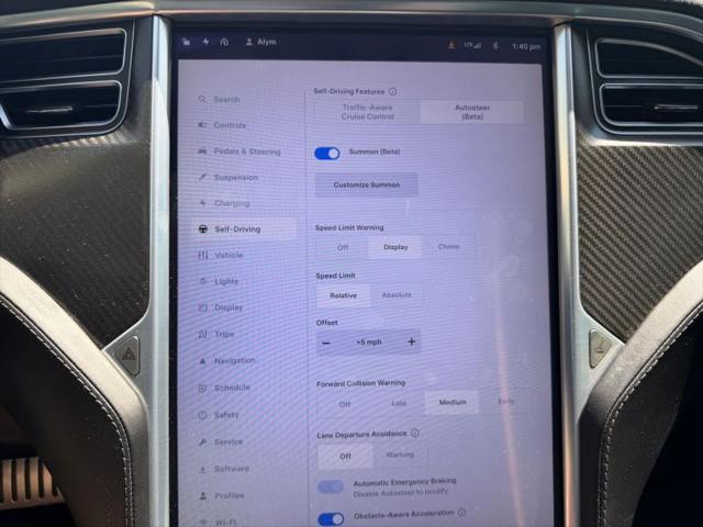 2015 Tesla Model S 85