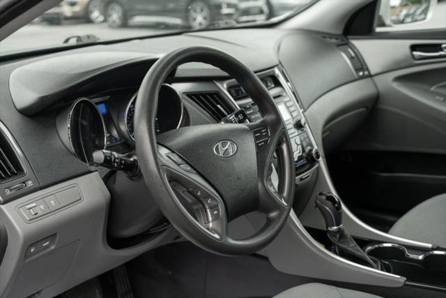 2012 Hyundai Sonata Hybrid Base