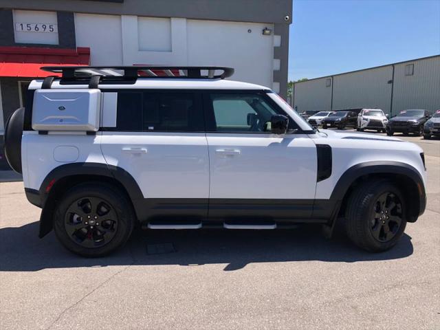 2023 Land Rover Defender 110 SE