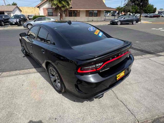 2017 Dodge Charger R/T RWD